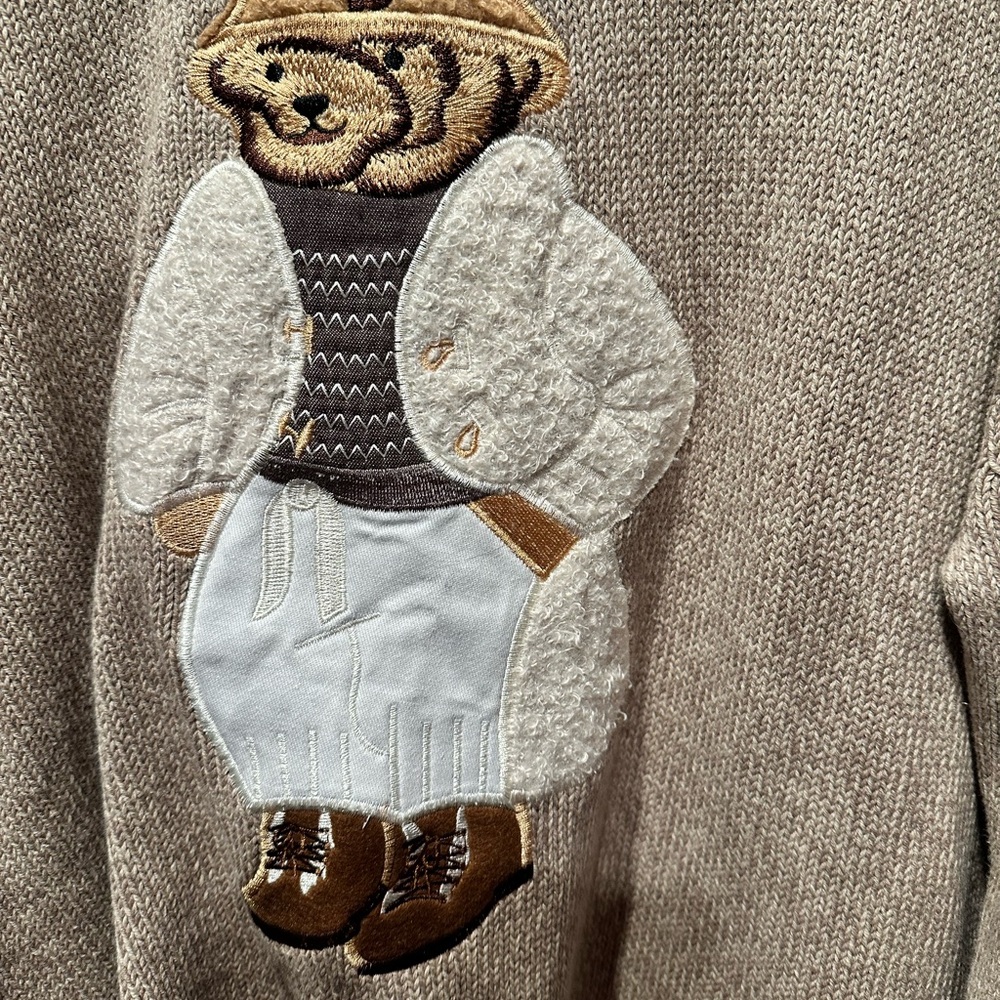Cozy Beige Sweater with Bear Design - Picture 4 of 4